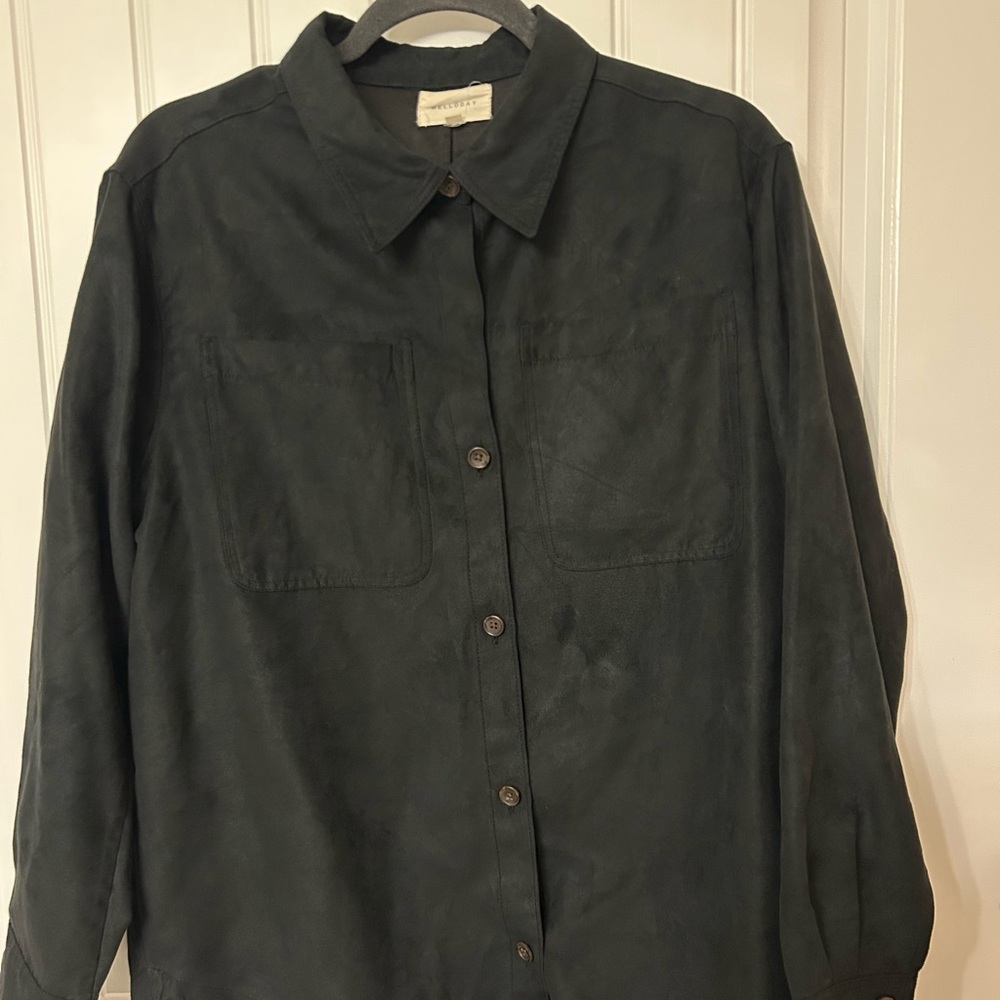 MELLODAY Suede Black Button-Up Top